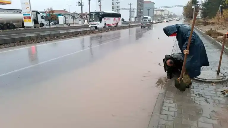 Yağmur Sonrası Temizlik Operasyonu