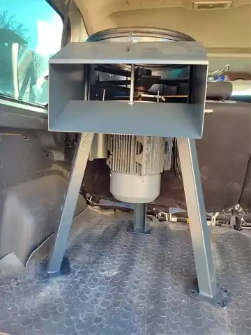 Gölbaşı Çiftçilerine Yem Makinesi Desteği